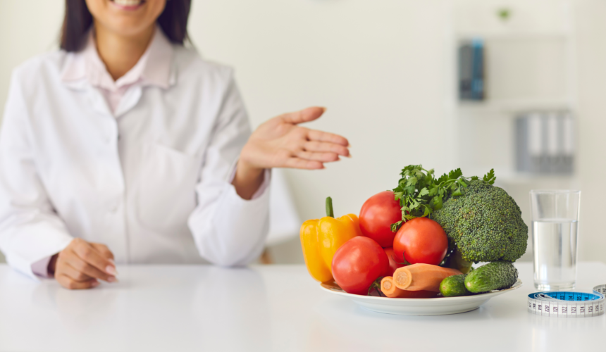 Señales de cuándo apoyarse con un médico para mejorar tu alimentación